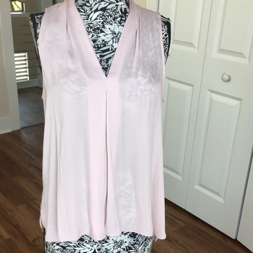 Vince Camuto top